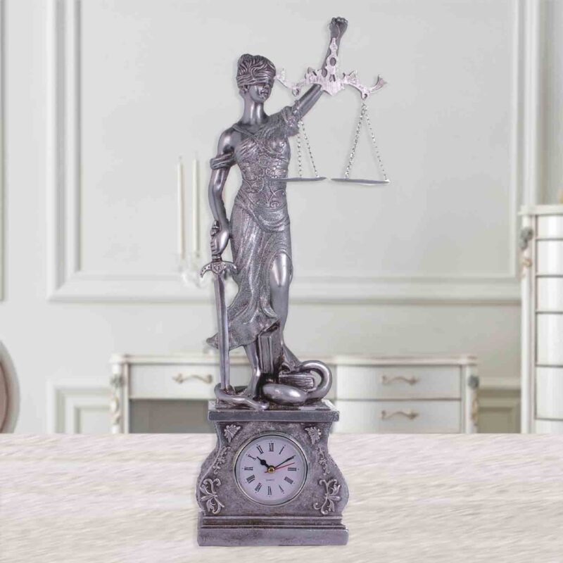 Reloj Decorativo Dama Justicia Silver de Mesa - Imagen 4